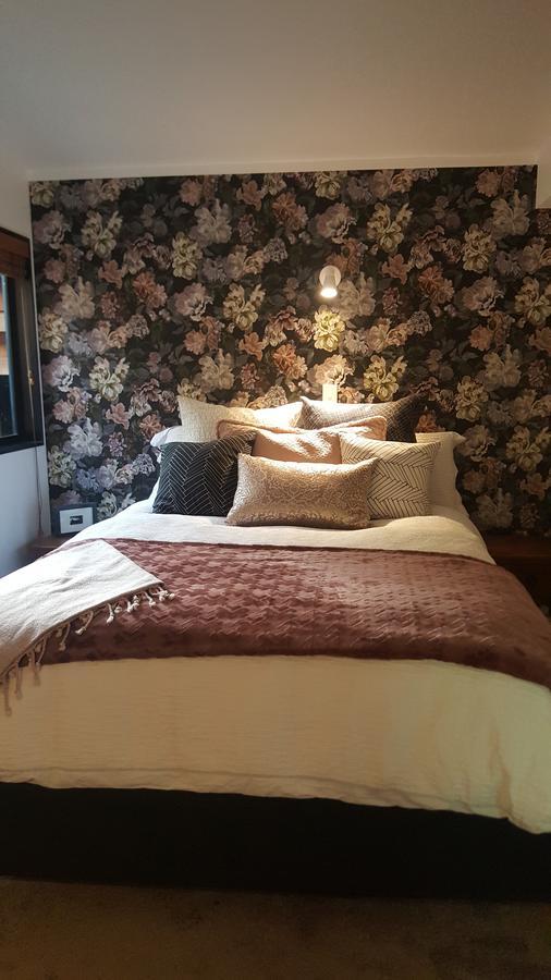 Sequoia Steps Bed & Breakfast New Plymouth Bagian luar foto